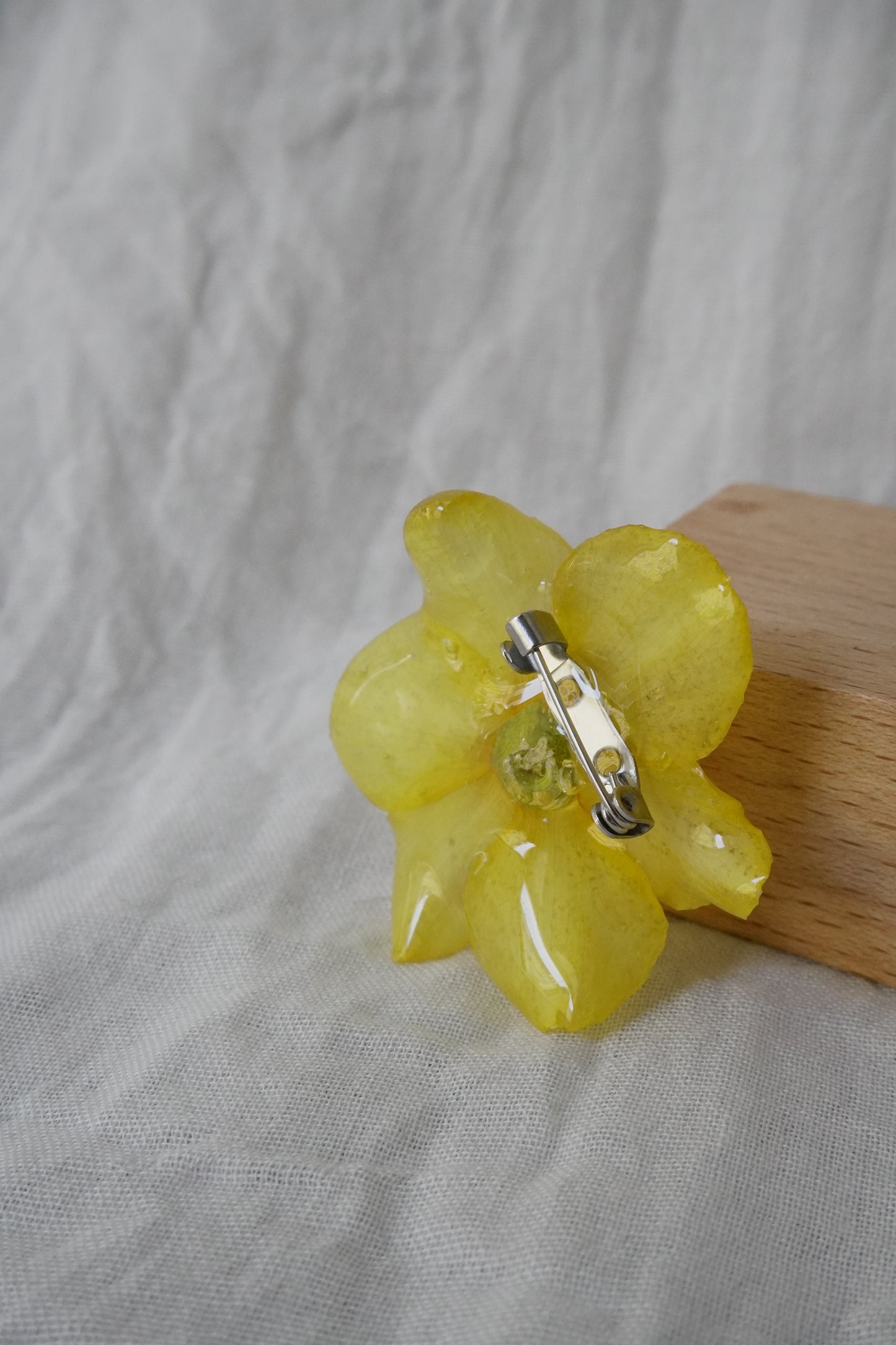 Broche soleil